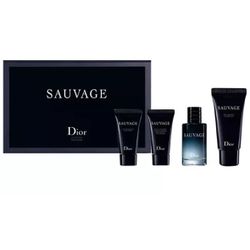 New in box DIOR SAUVAGE 4 pc gift set