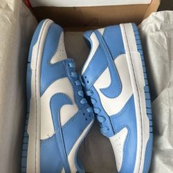 Nike Dunk Low UNC