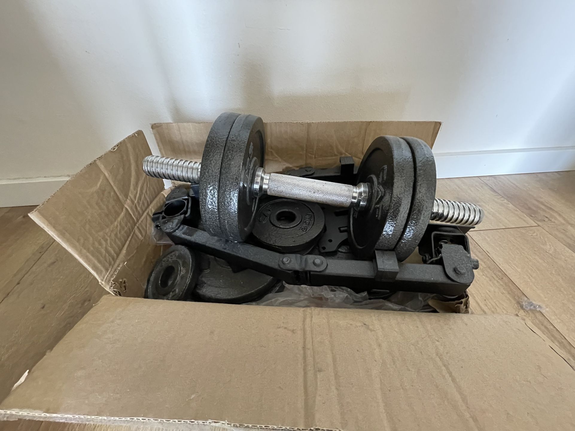 CAP Barbell Adjustable Dumbbell Weight Set