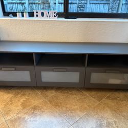 TV Stand/Media Entertainment Console 