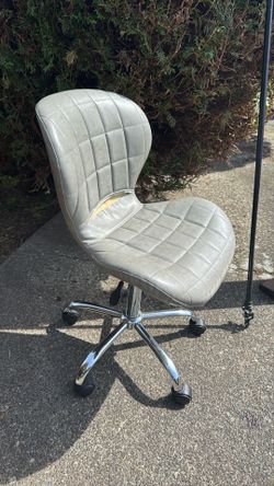 Free Chair