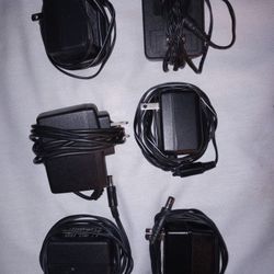 7 Different Charger Adapters 