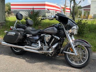 Yamaha V-Star 1900 Stratoliner S