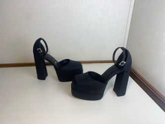 Aldo black platform heels with ankle strap size 8.5