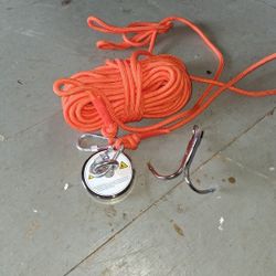 Magnet Fishing