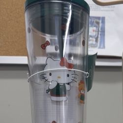 Starbucks x Hello kitty cup 