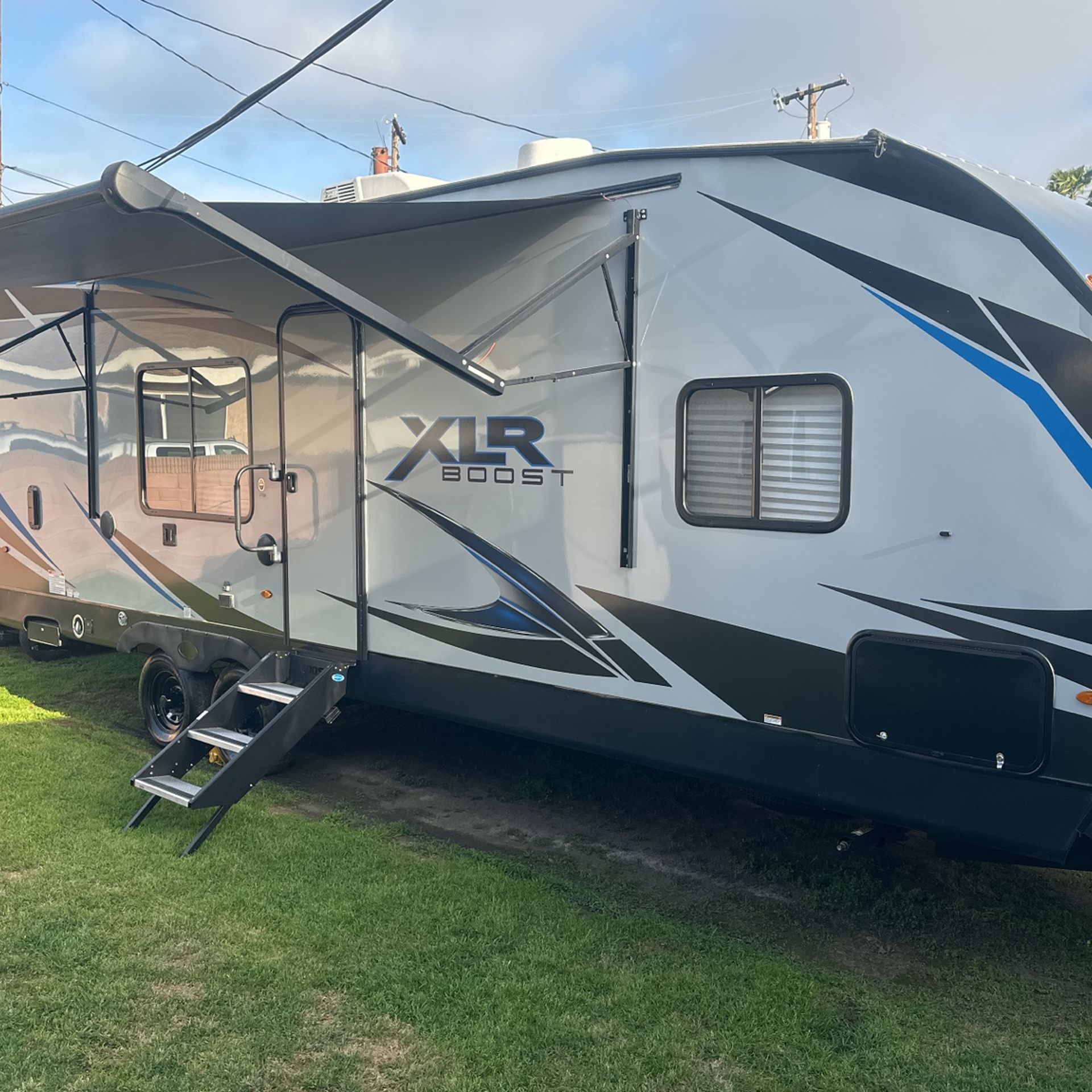 2021 FOREST RIVER XLR BOOST