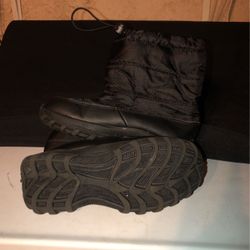 Kids Snow Boots Size 3
