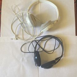 Two Sony headphones $15 for both! they work perfectly great sound 