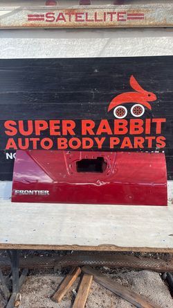 2005 Frontier Tailgate Shell OEM 2021