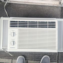 AC Window Unit