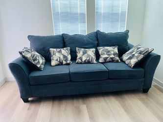 Couche n love seat