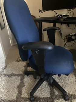 Fully Adjustable Office Chair 