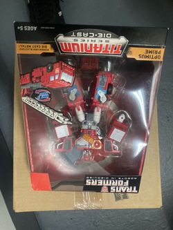 Transformers titanium Optimus prime