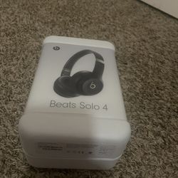 Beats Solo 4