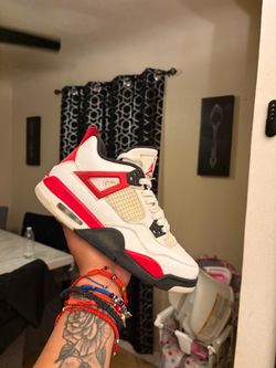 Jordan 4