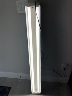 Tube Light With Pull Chain