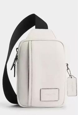 Coach CM154 chalk color Edge L pack