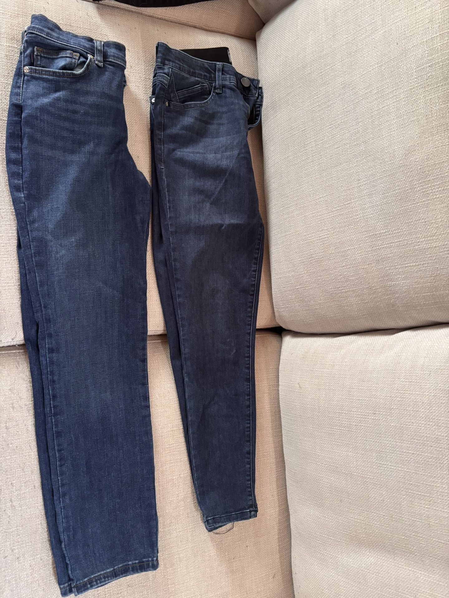 Teen Or Woman Size 6 Jeans, (2) Size 8 And (2) Size 10