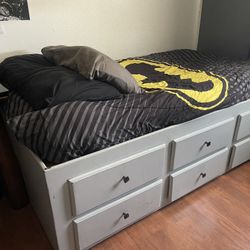 Twin Bed Frame with 6 Storage Drawers – Pickup Only