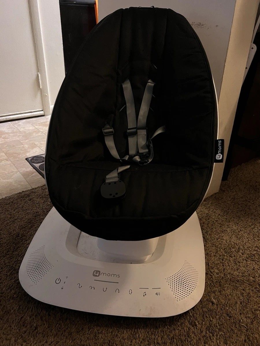 4Moms MamaRoo Multi-Motion Baby Swing, Bluetooth Enabled