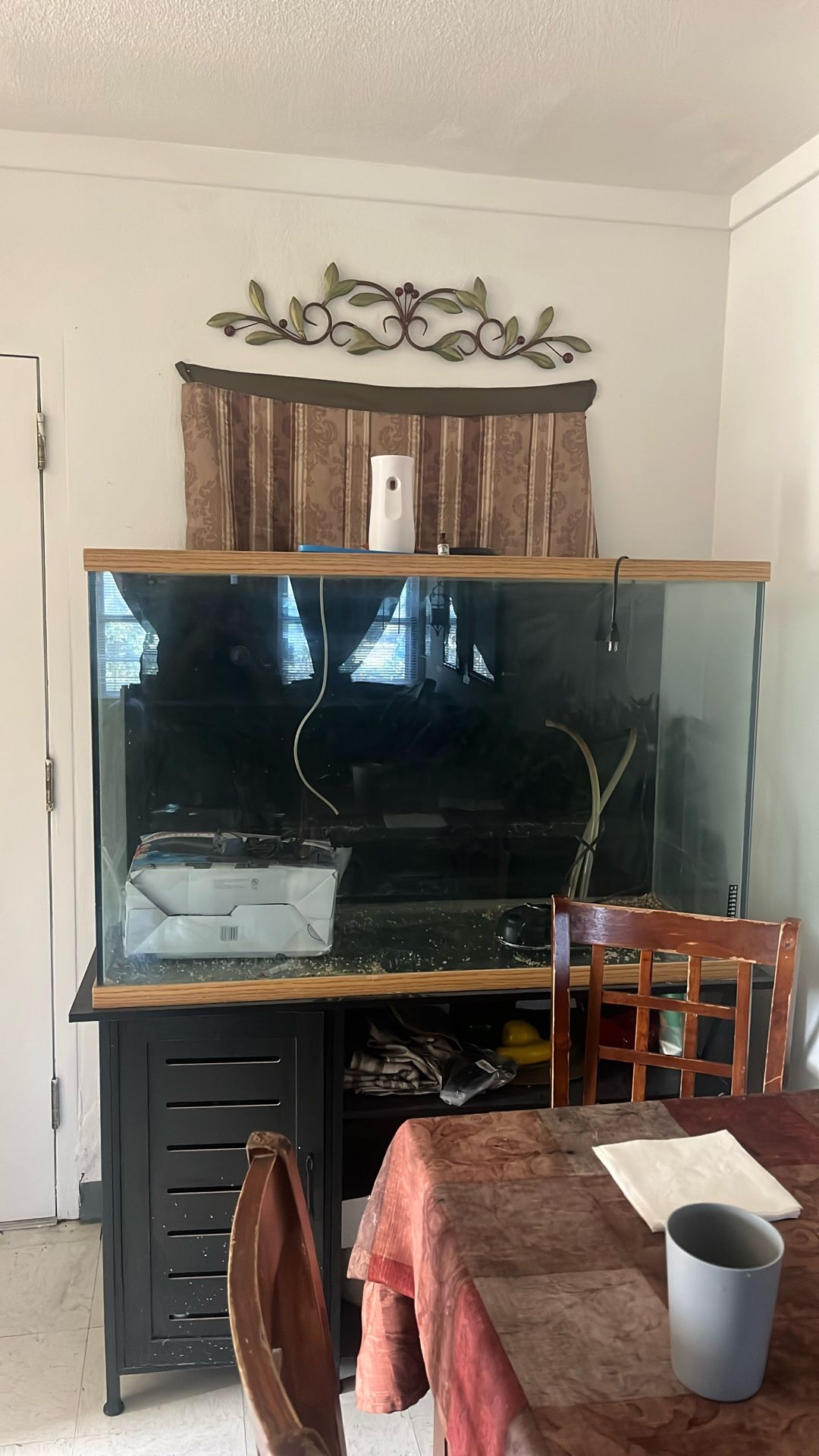 120 gallon fish tank