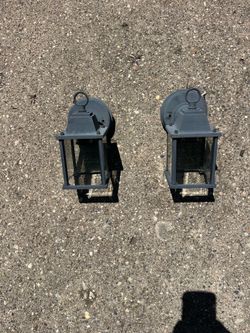2-Pack Outdoor Lights