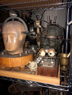Quack Medical, WW1, Skull Art Sculptures, Oddities, WW2, Automatons