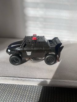Transformers: The Last Knight 1-Step Turbo Changer Decepticon Berserker