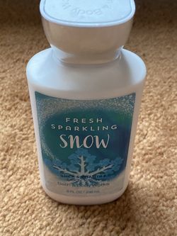 BATH & BODY WORKS FRESH SPARKLING SNOW SHEA & VITAMIN E BODY LOTION 8 Oz