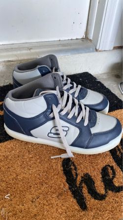 Skechers size 6 boys