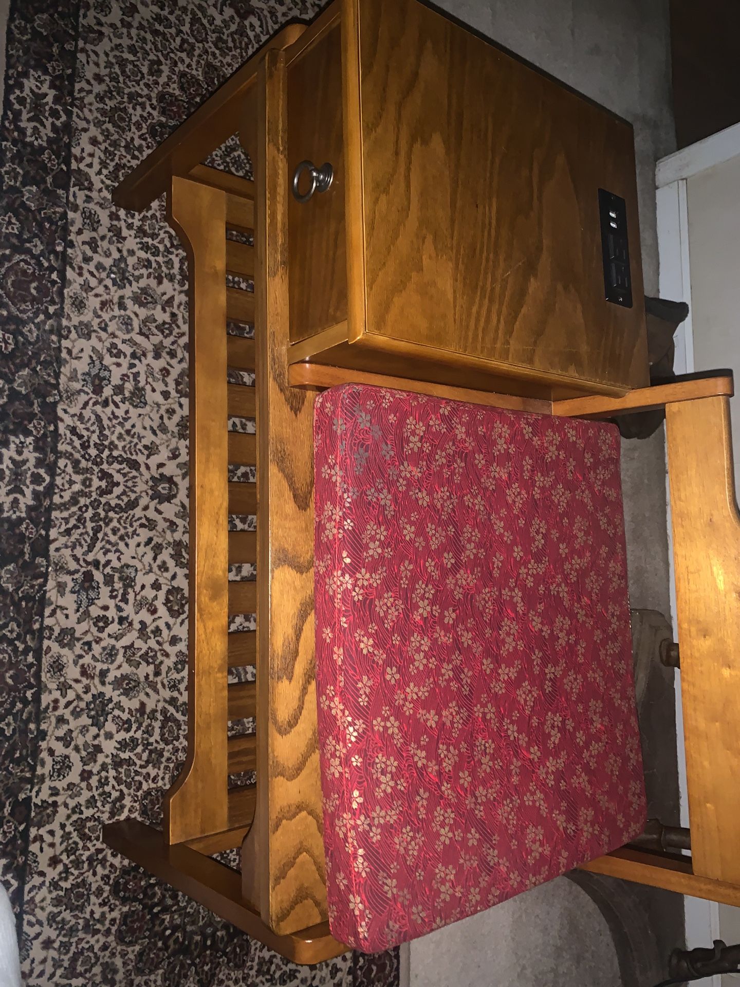Wood Telephone Table With Two Electrical Outlets And (2) USB Charging Ports For Cell Phone 📱 And Misc Charging