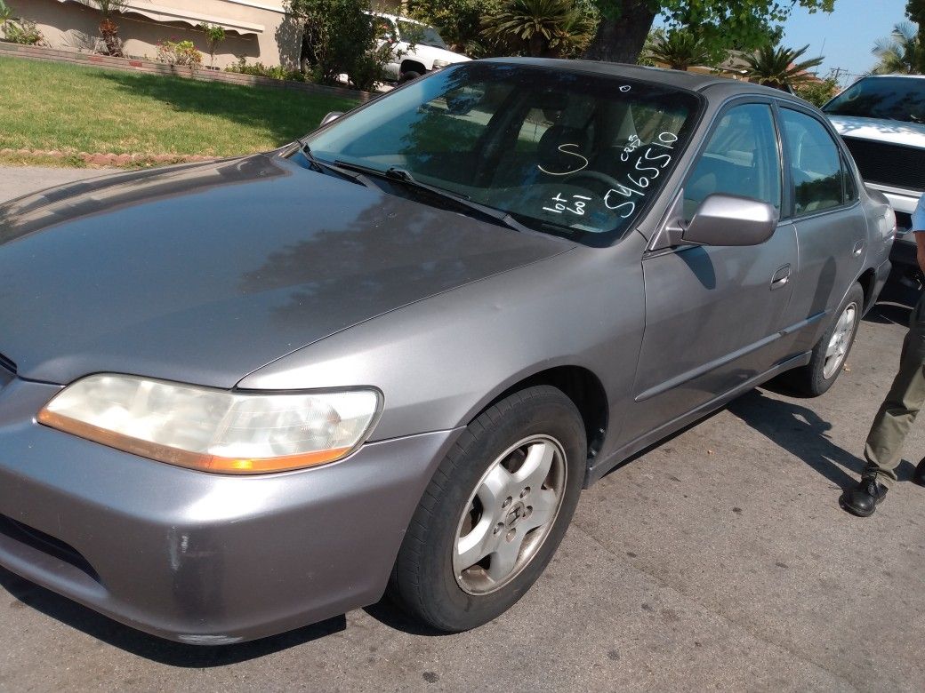 Honda Accord 2000