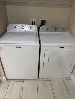 Maytag Washer Set