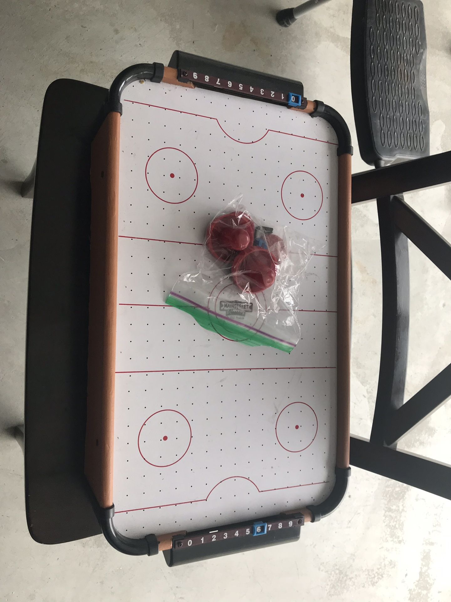 Table top air hockey game & Retro Style Tabletop Speedball game