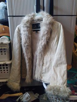 Wilson's White Leather By Venus Williams Size M