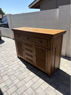 Oak Entertainment Bar (read description)