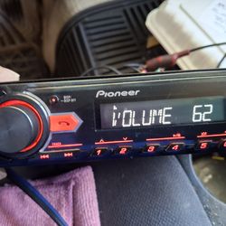 STEREO PIONEER AUX USB BLUETOOTH GOOD CONDICIÓN ABLO ESPAÑOL