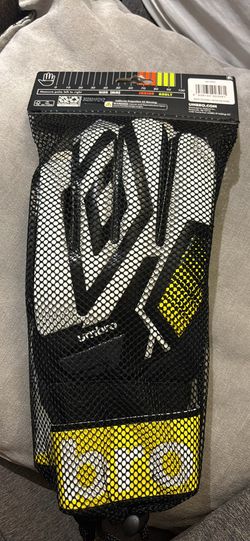 Goalie Gloves Adult Medium