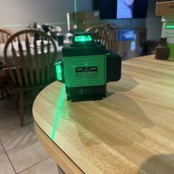 360 laser with accessories in soft case new $75 in n Lakeland  comes with batteries that are rechargeable