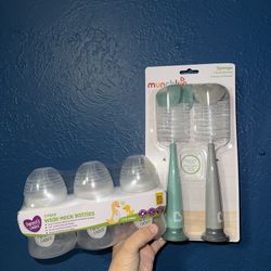 New Munchkin Bottles Brushes & Parents Choice Bottles 