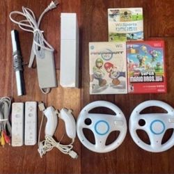 NINTENDO WII + Many Extras