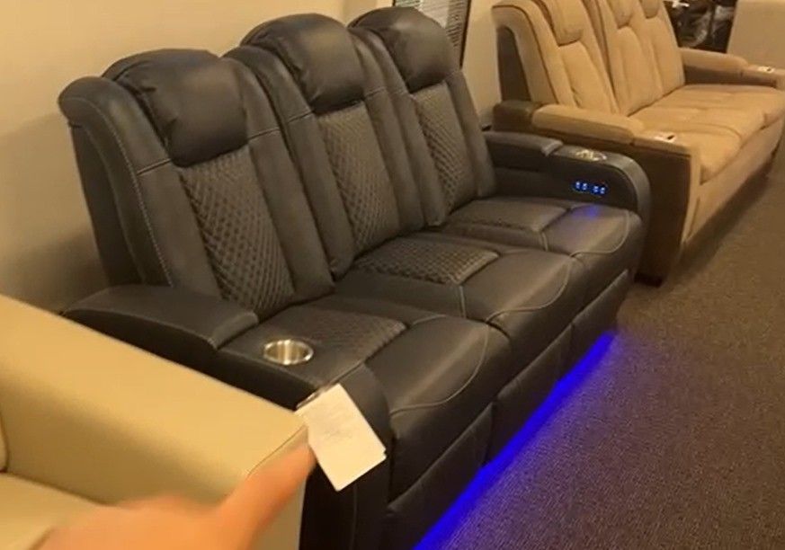 Boyington Black Reclining Sofa By Ashley $10 Down Payment And Financing Available