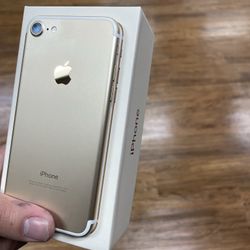 iPhone 7 unlocked Plus Warranty 