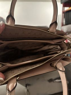 DKNY purse & Wallet