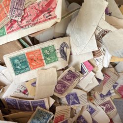 Over 1000 US Stamps 1930’s And 40’s 