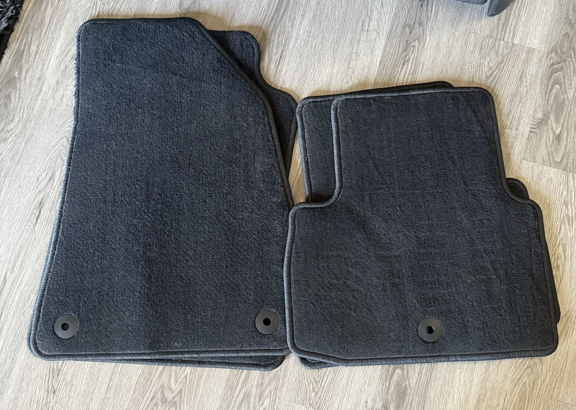 OEM 2024 Wagoneer S Car Mats