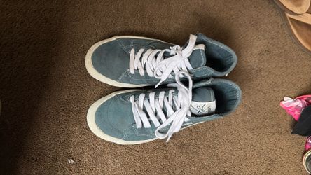 The Lizzie Vans (women’s 7.5)