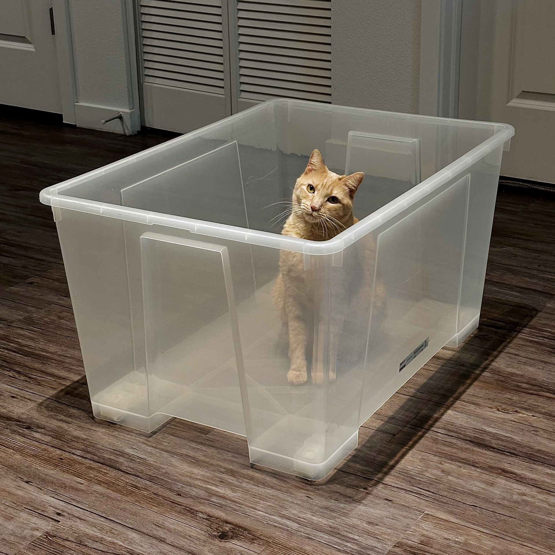 Large Plastic Storage Bin With Wheels (NO LID)