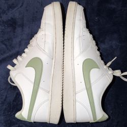 Nike Court Vision Green